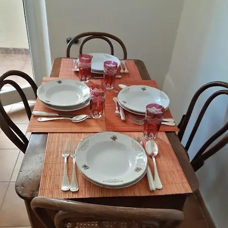 Small Luxury House Ла-Спеція