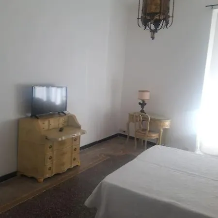 Апартаменти Small Luxury House