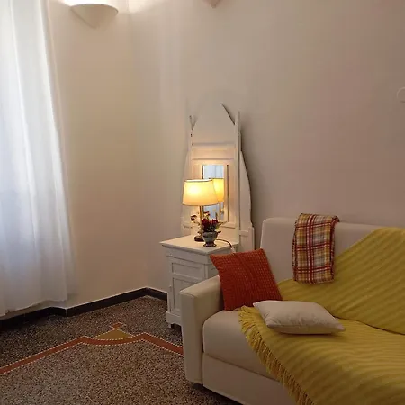 Small Luxury House Апартаменти *