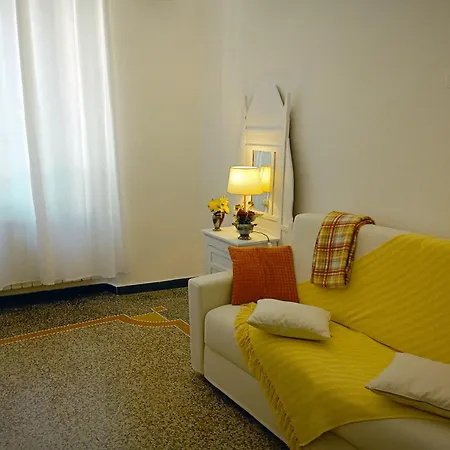 Small Luxury House Ла-Спеція