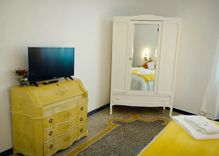 Small Luxury House *